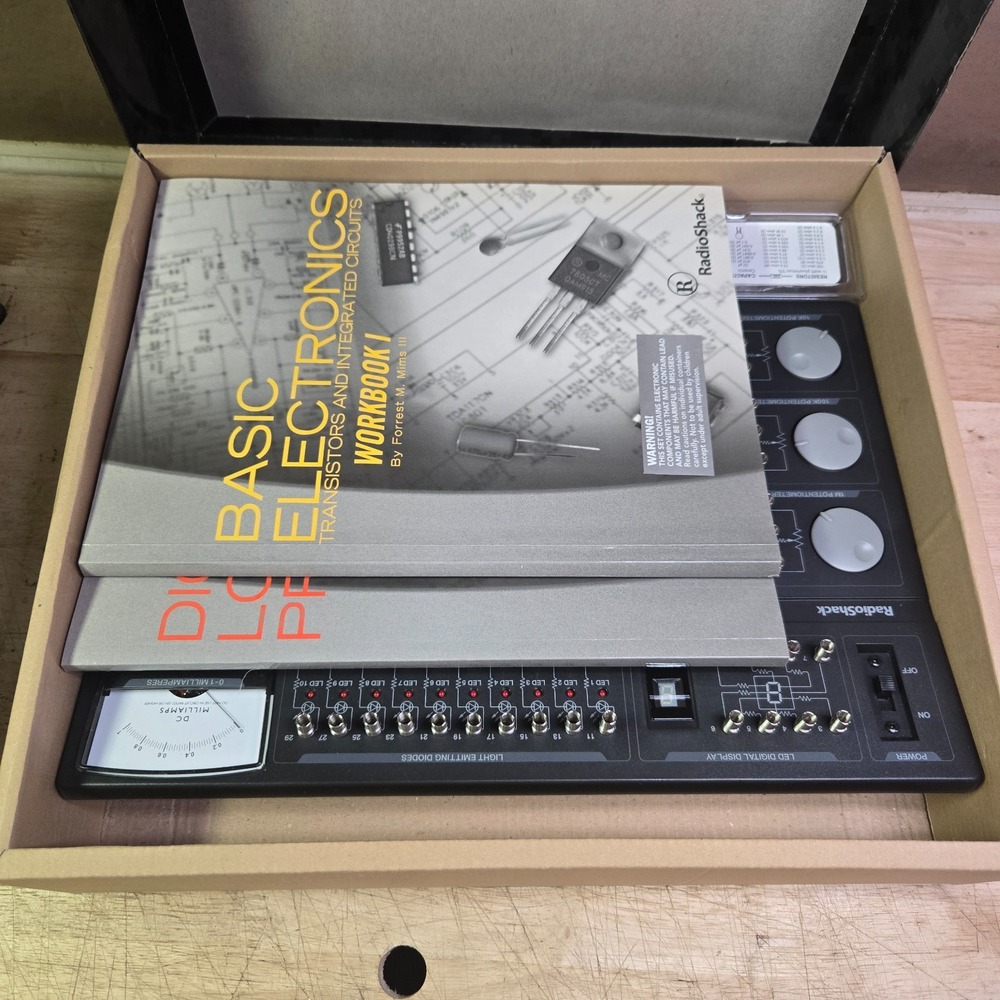 Radio Shack Technology Plus Electronics Learning Lab 28-027 - Picture 2 of 6